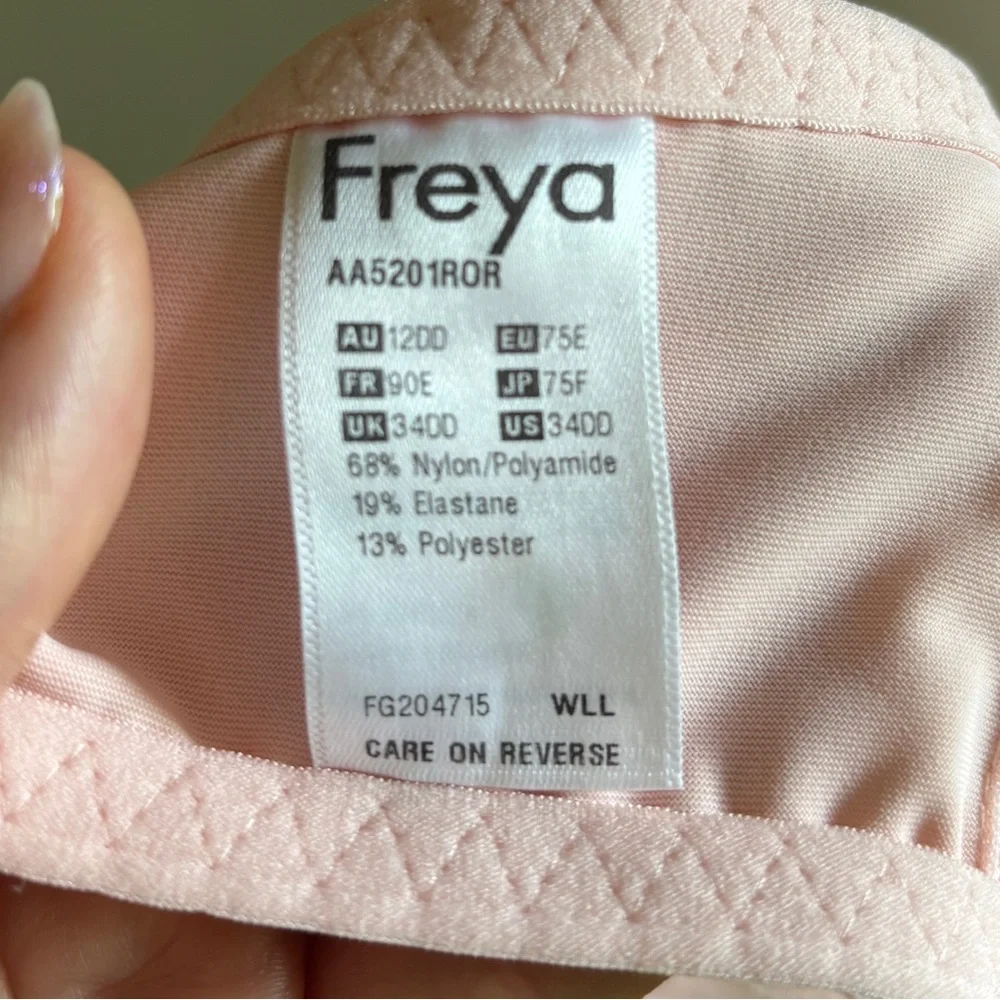 Like New Freya Sheer Pink Polka Dot Underwire Bra Size 34DD